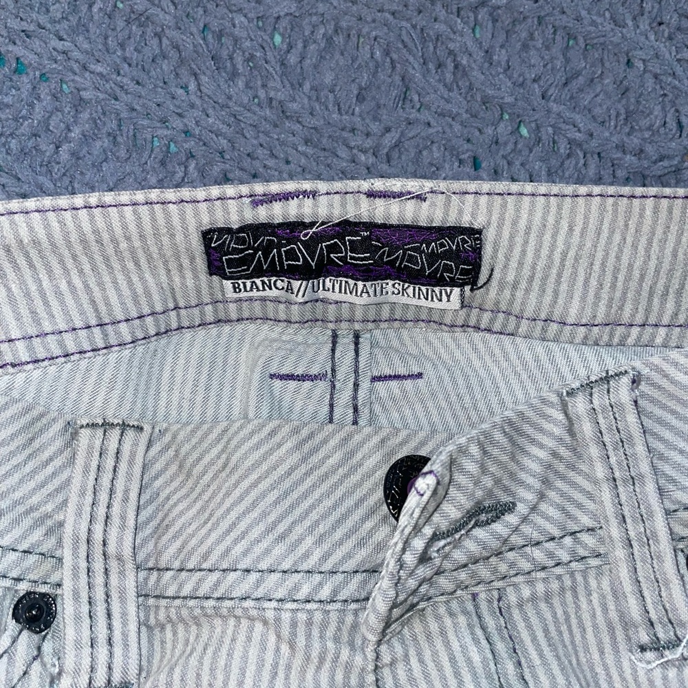 Empyre Skinny Gray and White Jeans